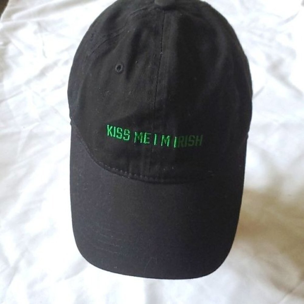D&Y Embroidered "KISS ME‎ I'M IRISH" Adjustable Stretchback Dad's Baseball Hat